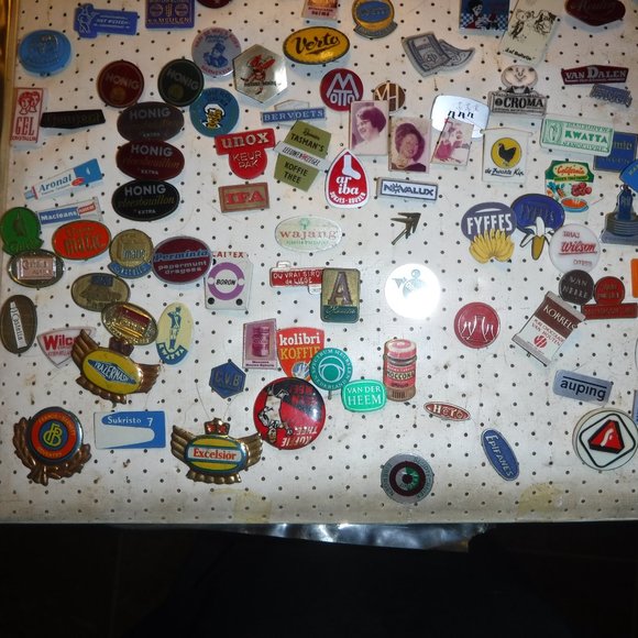 150 European hat pins / lapel pins, collection - Picture 8 of 9